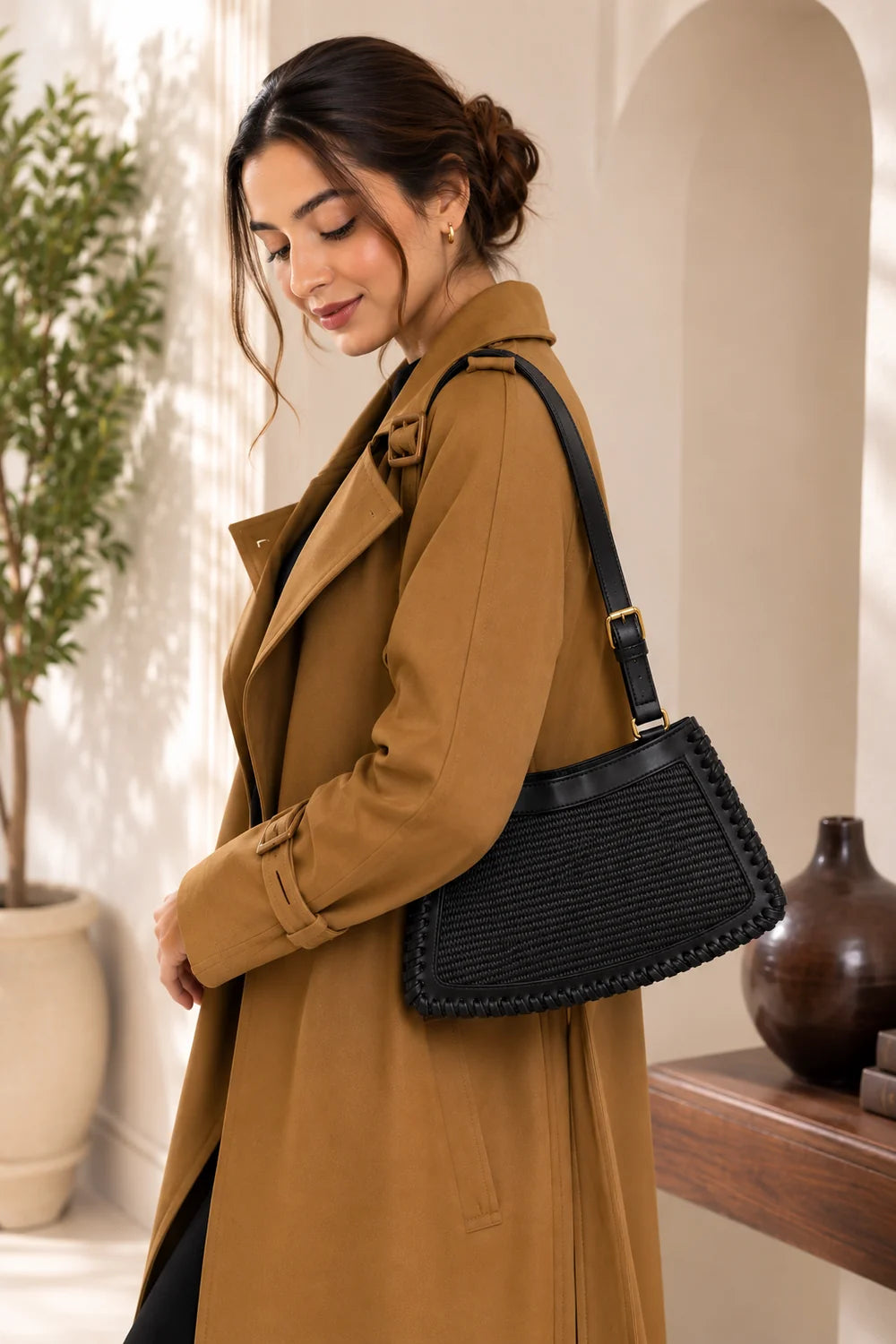 Nior Crossbody Bag