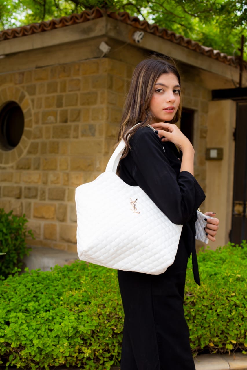 Twig tote