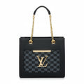 LV TOTES