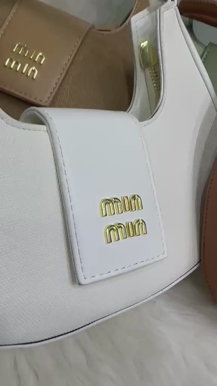 MinMin Crossbody